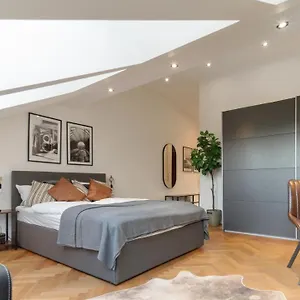 Stylish Apartments, 3 Min To U1 Reumannplatz, 2 Stations To Hauptbahnhof Вена